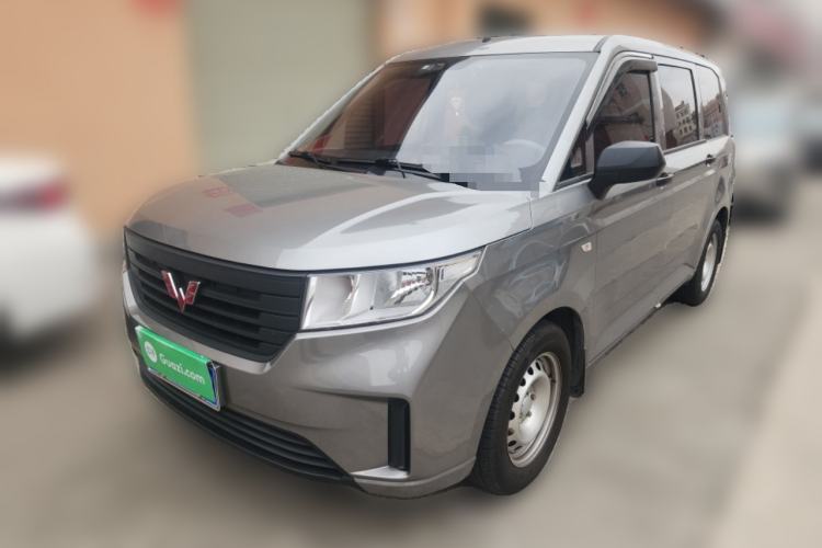Used Wuling Hongguang PLUS 2019 1.5T Manual Standard Edition 5 Seats