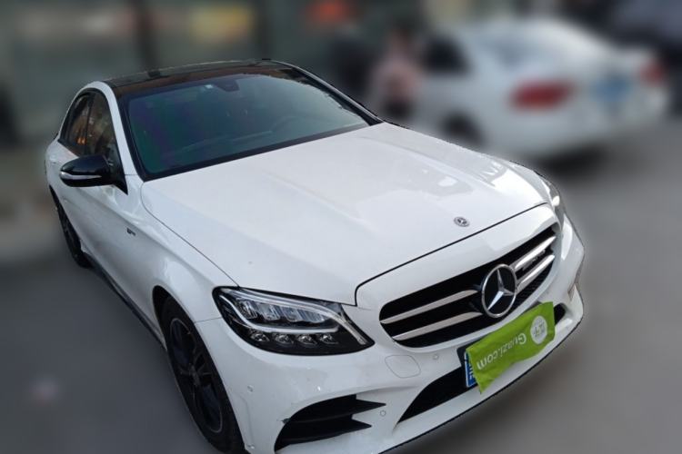 Used Mercedes-Benz C-Class 2019 C 260 Sport Edition Front Right 45 Deg