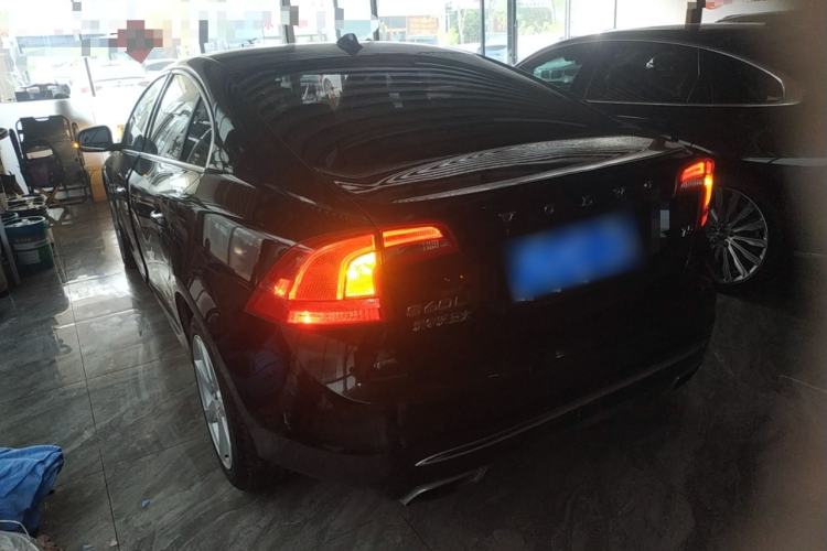 Used Volvo S60 2017 S60L T5 Intelligent Drive Edition Rear Left 45 Deg