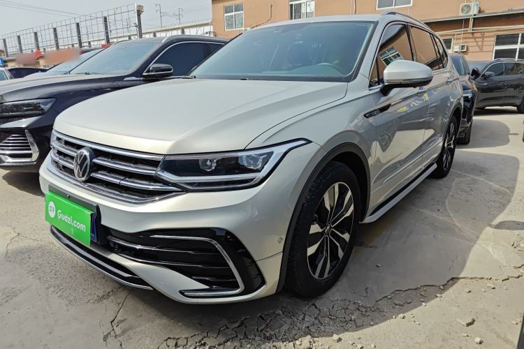 Used Volkswagen Tiguan L 2022 330TSI Automatic Two-Wheel Drive R-Line Enhanced Edition