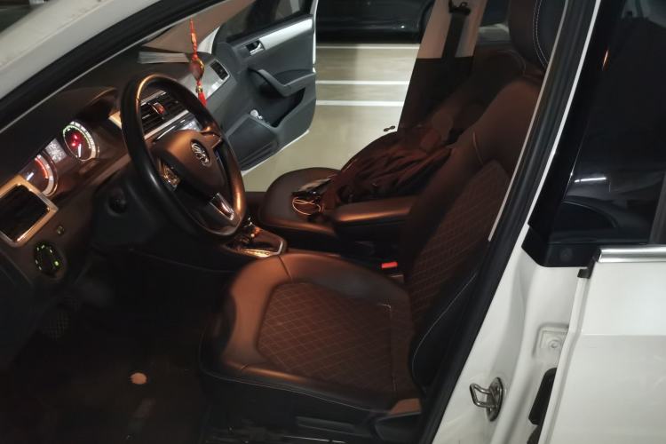 Used Skoda Rapid 2019 1.5L Automatic Comfort Edition China VI Standard
