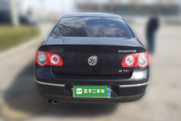 Used Volkswagen Magotan 2007 1.8 TSI Manual Tech Model Rear