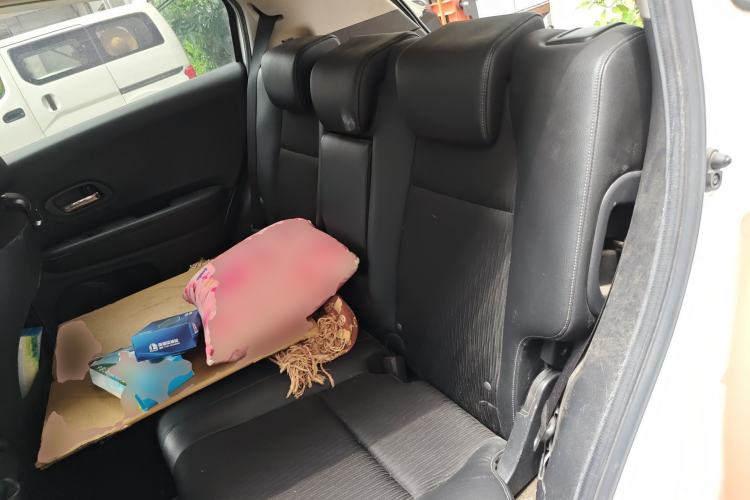 Used Honda Vezel 2020 1.5L CVT Pioneer Edition Left Rear Seat