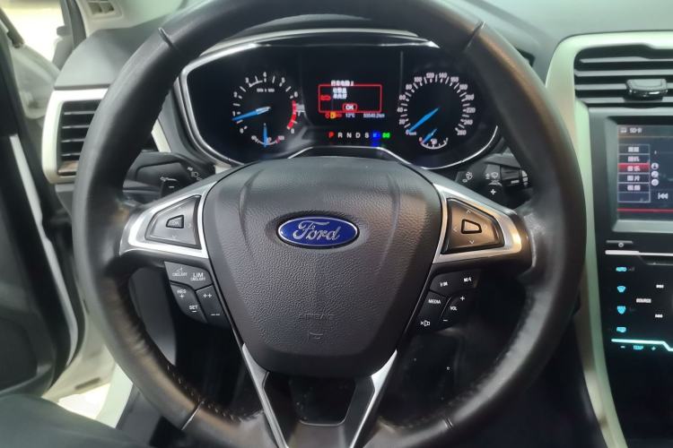 Used Ford Mondeo 2013 2.0L GTDi 200 Fashion Edition Steering Wheel