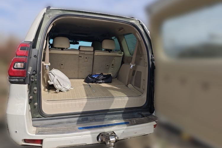 Used Toyota Prado 2010 4.0L Automatic VX
