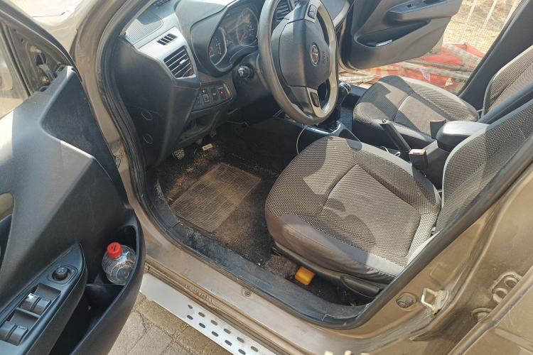 Used FAW Xiali N7 2014 1.3L Manual Sport Prestige Edition Driver Seat