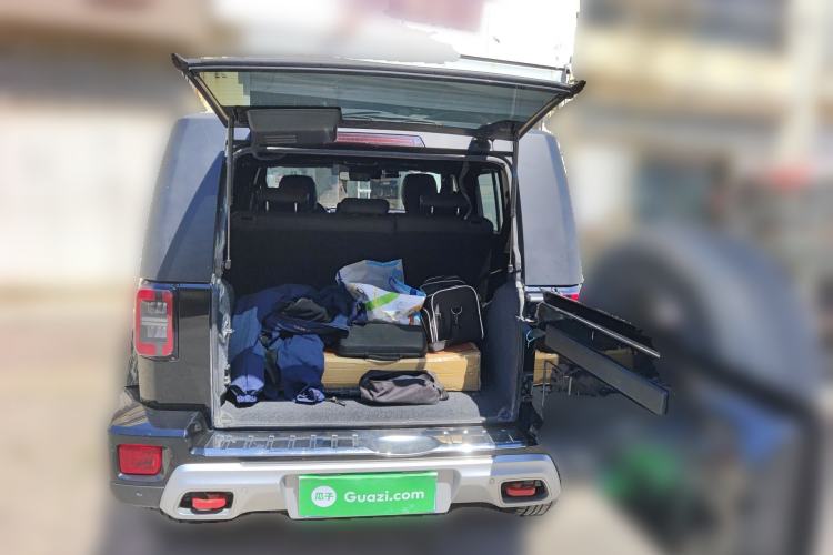 Used BAIC Off-Road BJ40 2020 2.0T Automatic Four-Wheel Drive Urban Hunter Edition Chivalrous Type Trunk