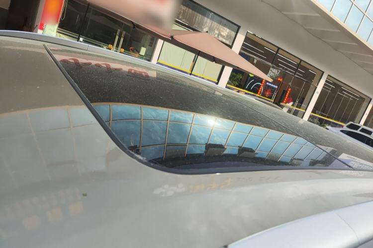 Used Geely Auto Emgrand X7 Sport 2018 1.8TD Automatic Two-Wheel Drive Smart Connect 4G Internet Edition Roof