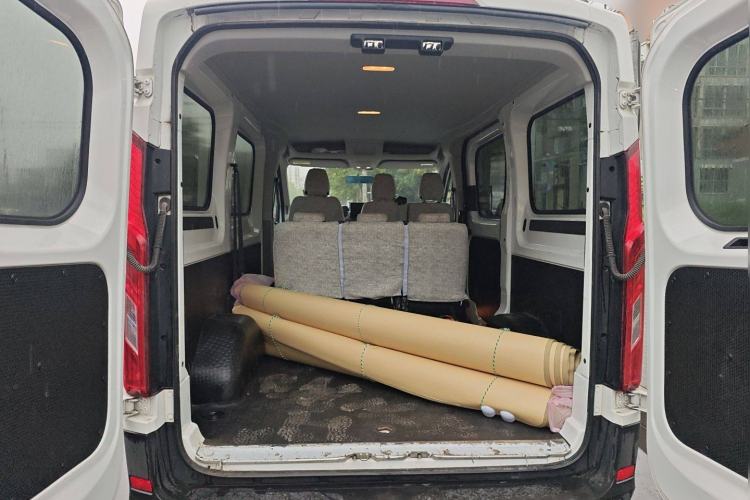 Used SAIC MAXUS Xintu V90 2020 2.0T AMT Yunjie Edition Front-Wheel Drive Rear Single Tire Short Wheelbase Mid-Height 6-Seater