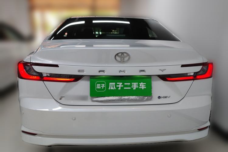 Used Toyota Camry 2024 Dual-Motor 2.0 HGVP Luxury Edition
