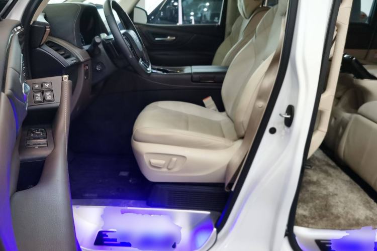 Used Toyota Alphard 2024 Dual-Engine 2.5L Deluxe Edition
