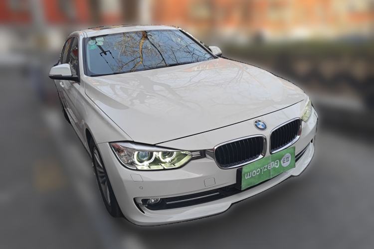 Used BMW 3 Series 2015 320Li Luxury Edition Fashion Model Front Right 45 Deg