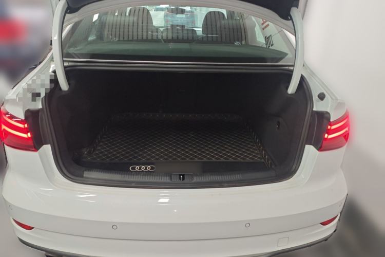 Used Audi A3 2019 Limousine 35 TFSI Fashion Edition China VI Emission Standard Trunk