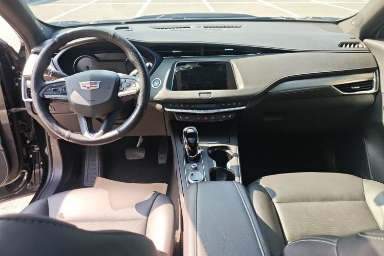 Used Cadillac XT4 2023 28T Two-Wheel Drive Prestige Version