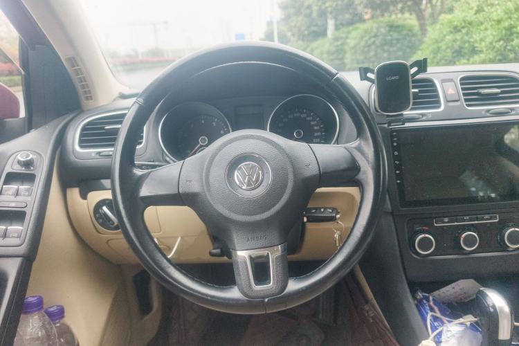 Used Volkswagen Golf 2012 1.6L Automatic Comfort Model Steering Wheel