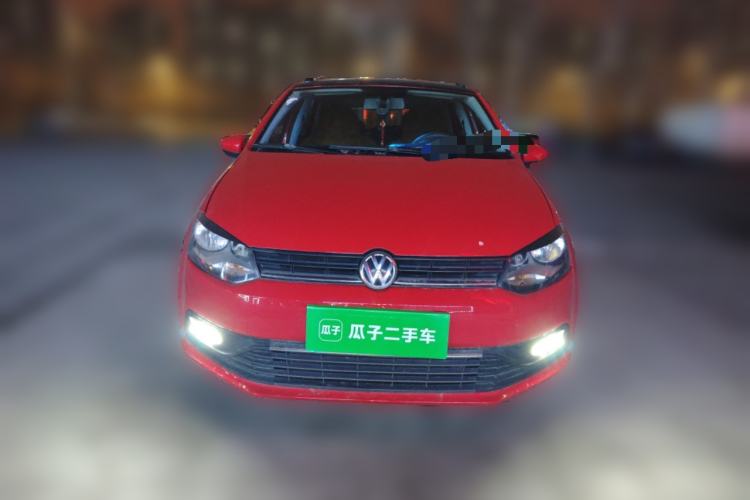 Used Volkswagen Polo 2014 1.4L Manual Fashion Edition Front