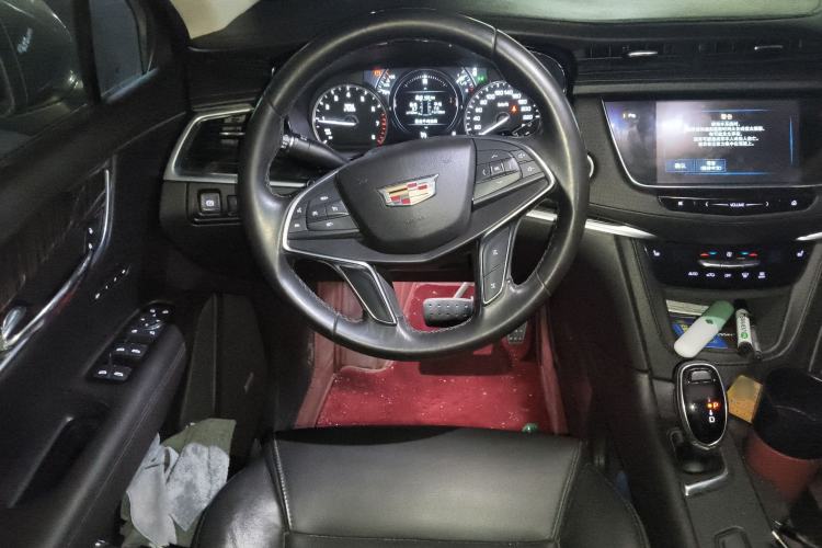 Used Cadillac XT5 2018 25T Luxury Model
