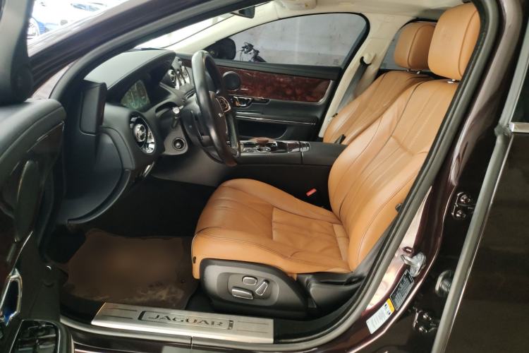 Used Jaguar XJ 2014 XJL 2.0T Two-Wheel Drive Panoramic Business Edition