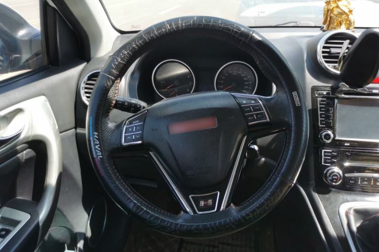 Used Haval H6 2013 Upgraded Model 1.5T Manual Two-Wheel Drive Elite Version Steering Wheel