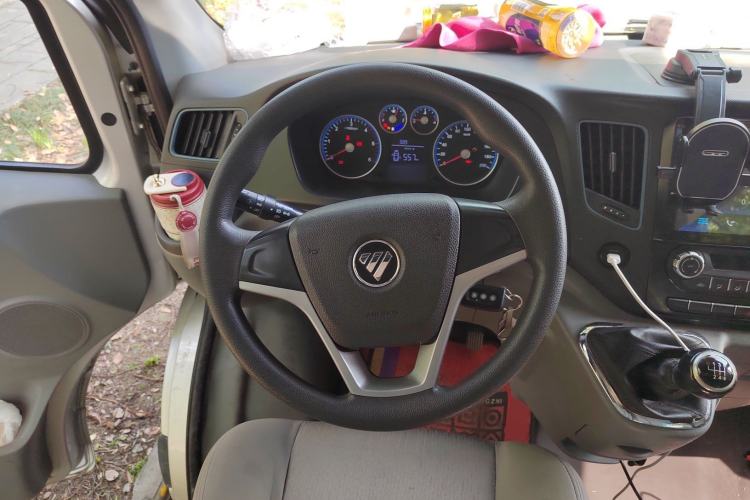 Used Foton Toano 2020 2.0T Multi-Function Extended Wheelbase Mid-Roof 5/6/7-Seater with Rear Dual Tires China VI Emission Standard F20TC3 Steering Wheel