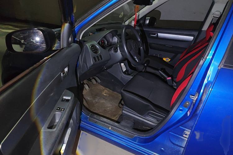 Used Suzuki Swift 2012 1.3L Manual Value Edition