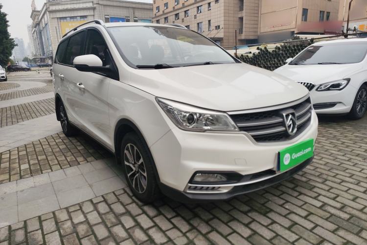 Used Baojun 730 2021 1.5L Manual Fashion Version 7 Seats Exterior 2