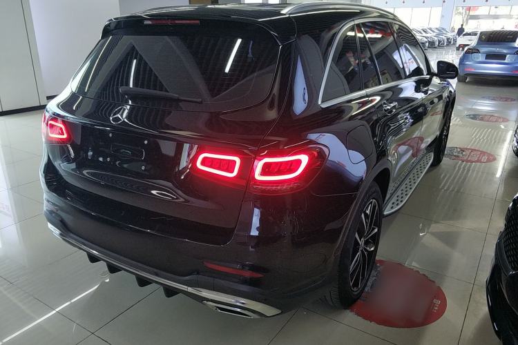 Used Mercedes-Benz GLC 2021 GLC 300 L 4MATIC Dynamic Model Rear Right 45 Deg