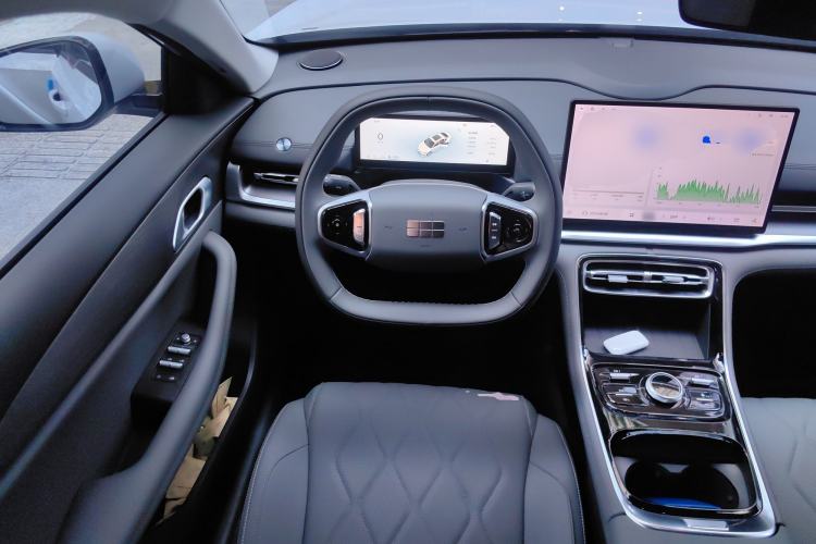 Used Geely Galaxy A7 2025 Model EM-i 70km Luxury Edition
