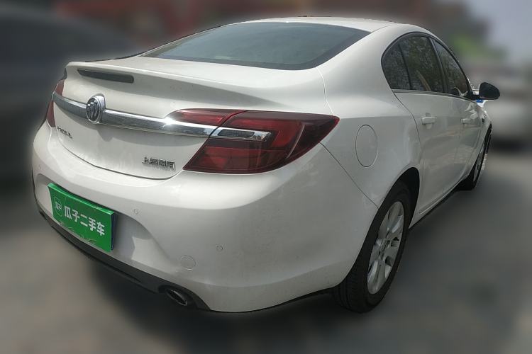 Used Buick Regal 2014 2.0L Leading Fashion Edition Rear Right 45 Deg