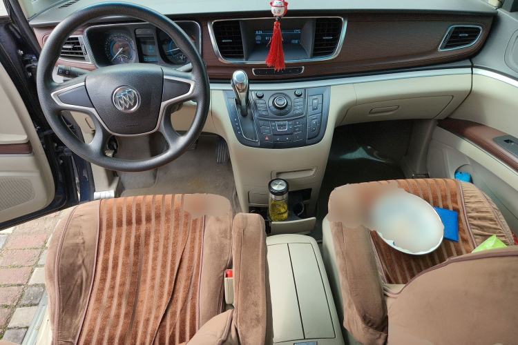 Used Buick GL8 2014 2.4L CT Luxury Business Comfort Edition Center Console