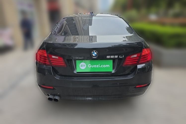 Used BMW 5 Series 2017 525Li Leading Model
