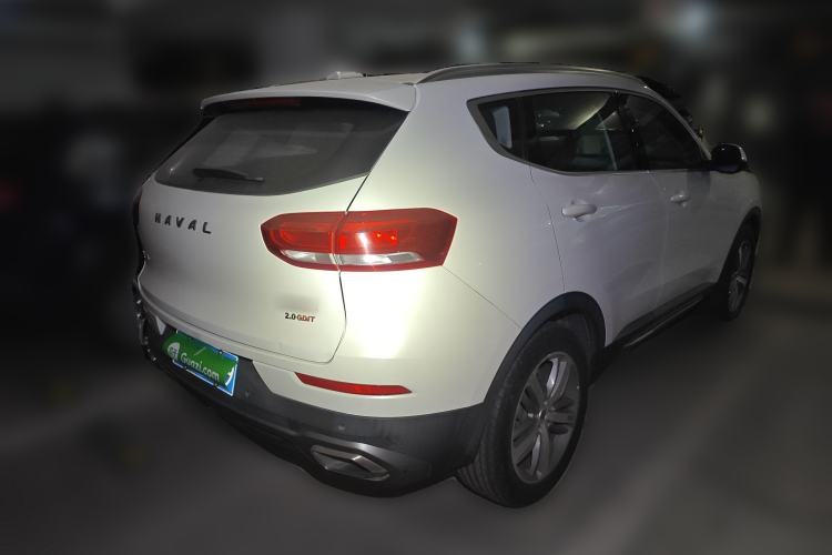 Used Haval H6 2017 Red Label 2.0T Automatic Two-Wheel Drive ZhiShang Model