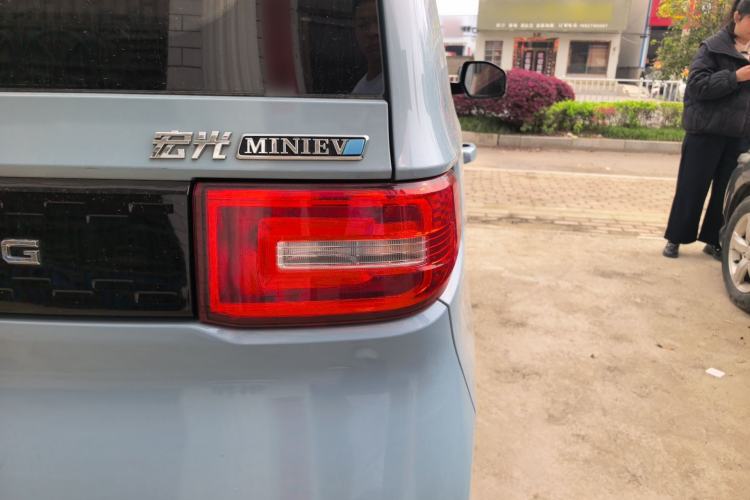 Used Wuling Hongguang MINIEV 2021 Macaron Premium Model – Lithium-NMC Right Rear Taillight