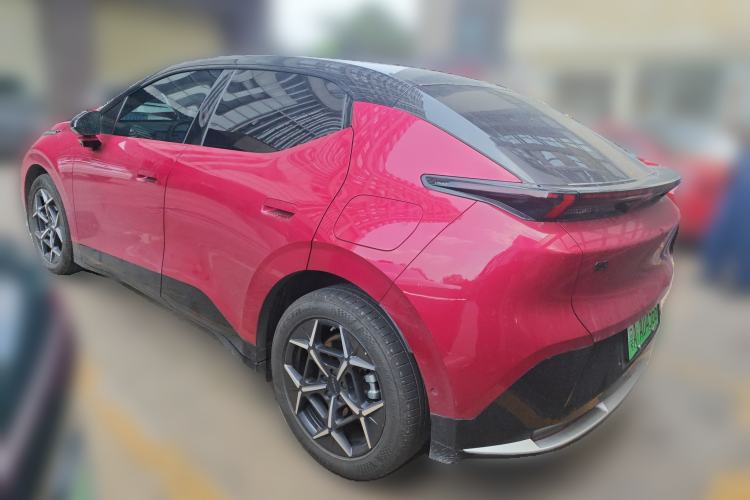 Used Lynk & Co Z20 2025 530 km Range Rear-Wheel Drive Pro
