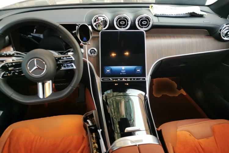 Used Mercedes-Benz GLC 2025 Refreshed GLC 300 L 4MATIC Dynamic Version 5 Seats