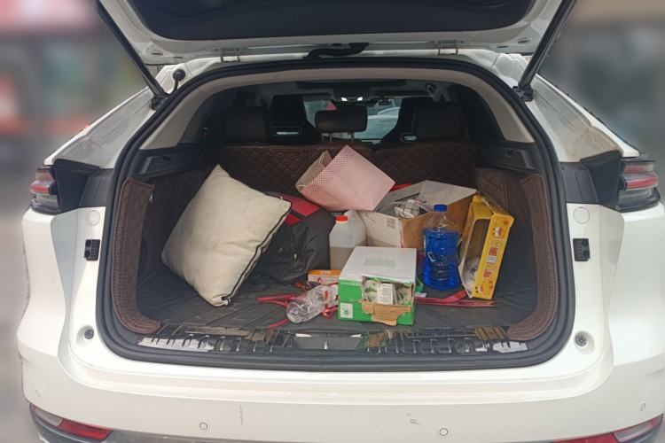 Used Changan UNI-K iDD 2022 Blue Whale iDD 130km 1.5T Prestige Model
