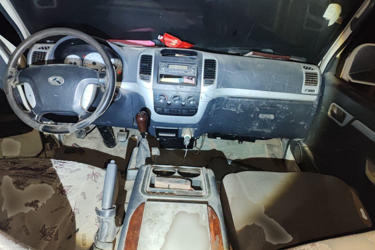 Used King Long Golden Way 2015 2.0L Value-Packed Practical Version 4G21B