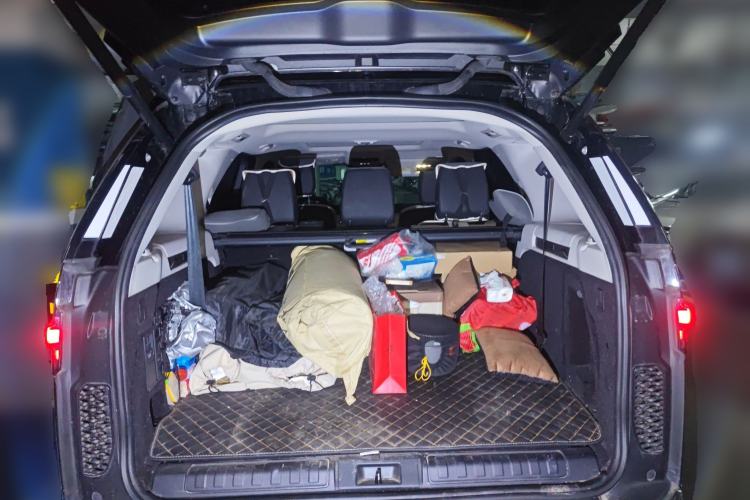 Used Land Rover Discovery 2023 Revised Version 360 PS R-Dynamic S