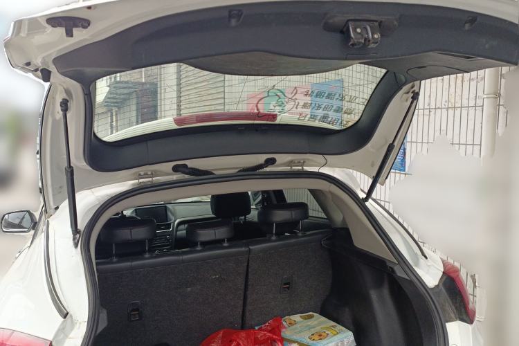 Used Bestune X80 2017 1.8T Automatic Luxury Model Trunk