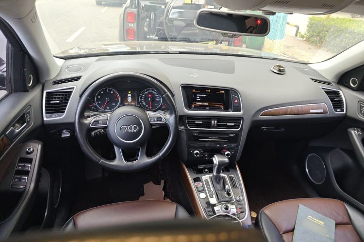 Used Audi Q5 2016 40 TFSI Comfort Model