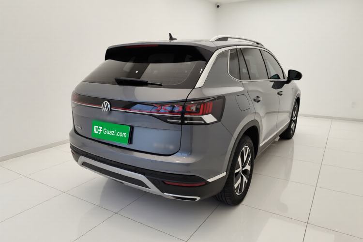 Used Volkswagen Tayron 2023 300TSI Two-Wheel-Drive Luxury Plus Advanced Edition Rear Right 45 Deg