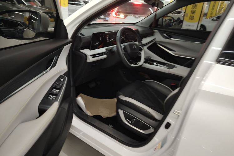 Used CHANGAN CS75 PLUS 2023 3rd Generation 1.5T Automatic Prestige Model
