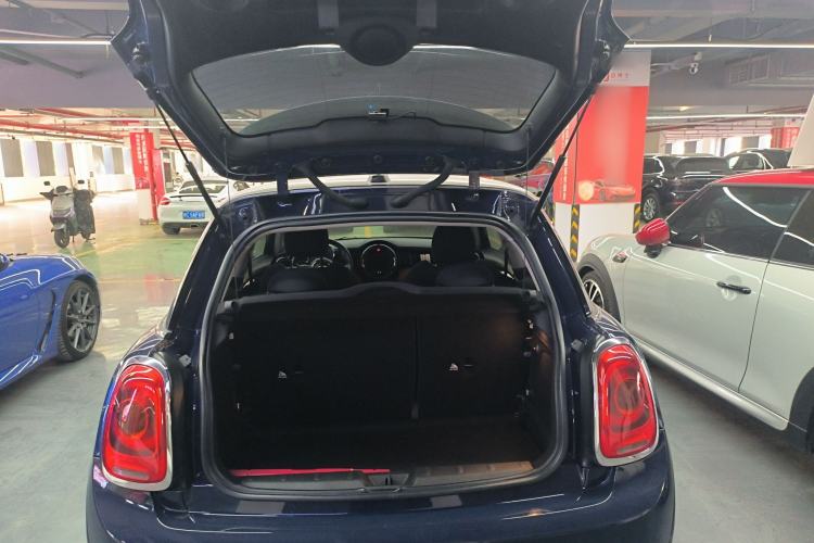 Used MINI MINI 2016 1.5T COOPER SEVEN
