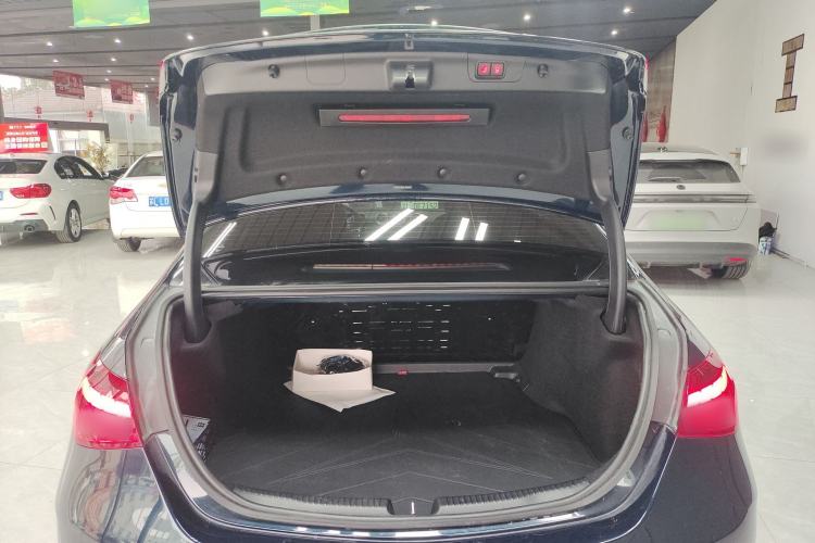 Used Mercedes-Benz C-Class 2025 Facelift C 260 L Sport Edition
