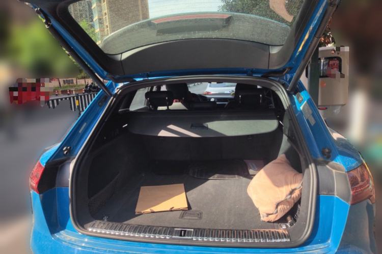 Used Audi e-tron 2019 55 quattro Global Limited Edition Edition 1 Trunk