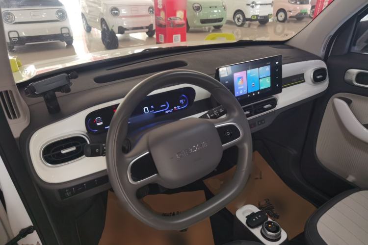 Used Geely Galaxy Panda 2025 210km Panda Rider Center Console