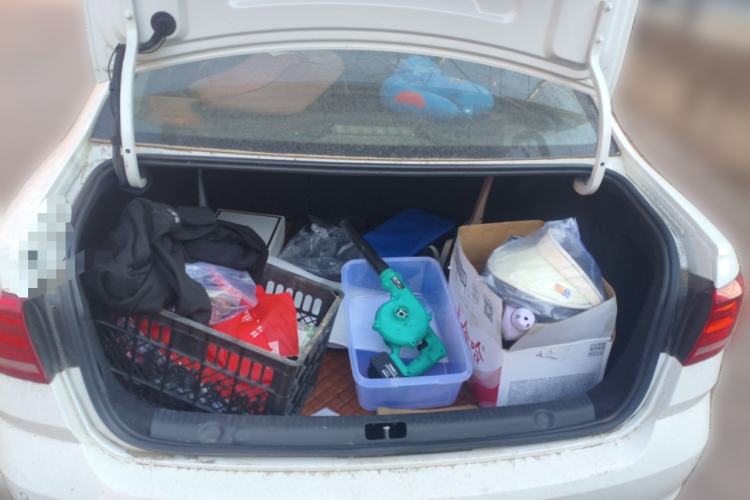 Used Volkswagen Lavida 2017 1.6L Automatic Comfort Edition Trunk