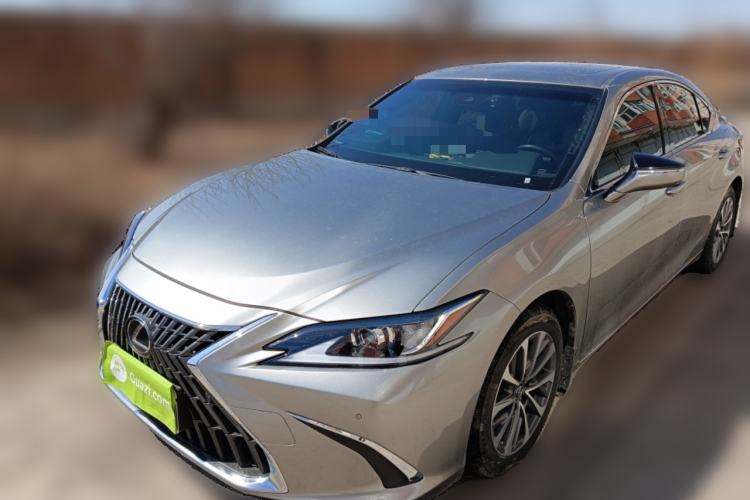 Used Lexus ES 2022 300h Excellence Edition