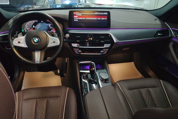 Used BMW 5 Series 2022 Second Facelift 530Li Leading Edition M Sport Package
