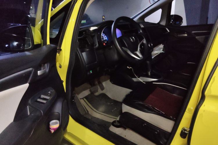 Used Honda Fit 2014 1.5L EX CVT Elite Model
